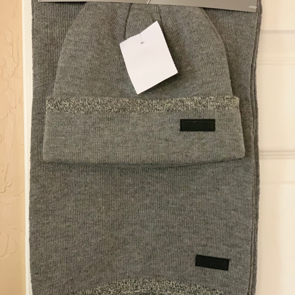 Grey scraf and hat set